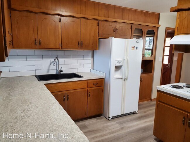 Building Photo - 3 br, 2 bath House - 4038 N Charles