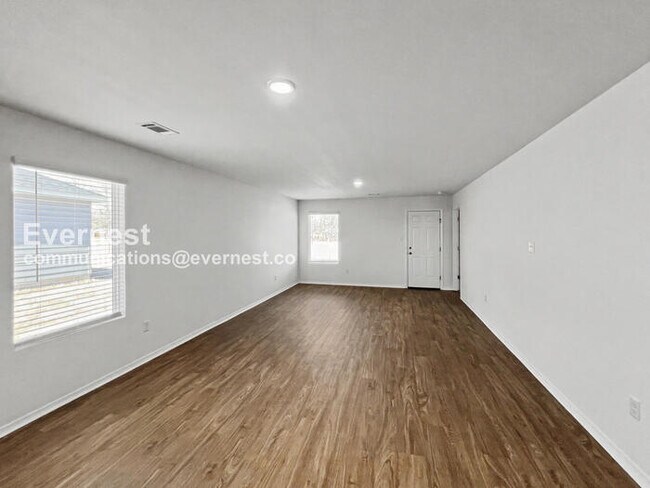 Building Photo - 440 Moonlight Cove