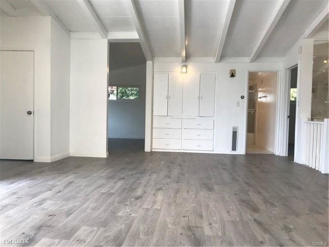 Building Photo - 3 br, 3 bath House - 181 E Alegria Ave