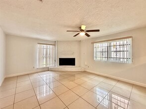 Building Photo - 8610 Valley Meadow Dr