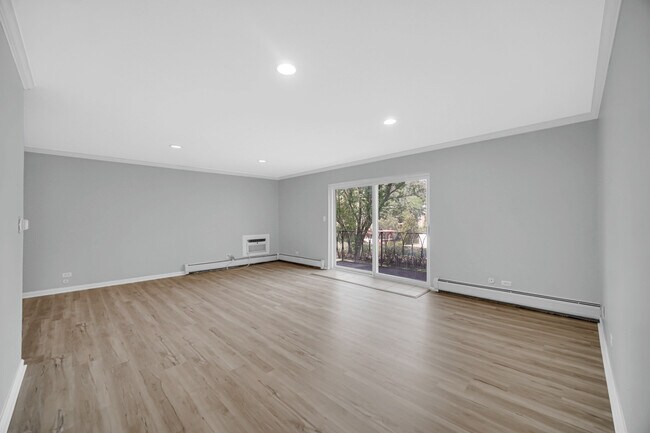 Foto del edificio - 2407 S Goebbert Rd
