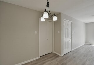 Building Photo - 12955 Woodforest Blvd