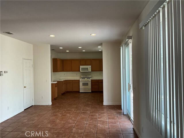 Building Photo - 15026 Leaf Ln