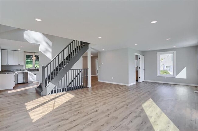 Foto del edificio - 9755 Grosick Rd