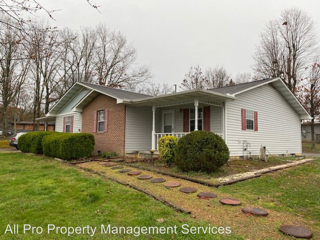 Primary Photo - 2 br, 2 bath House - 1310 South Circle Drive