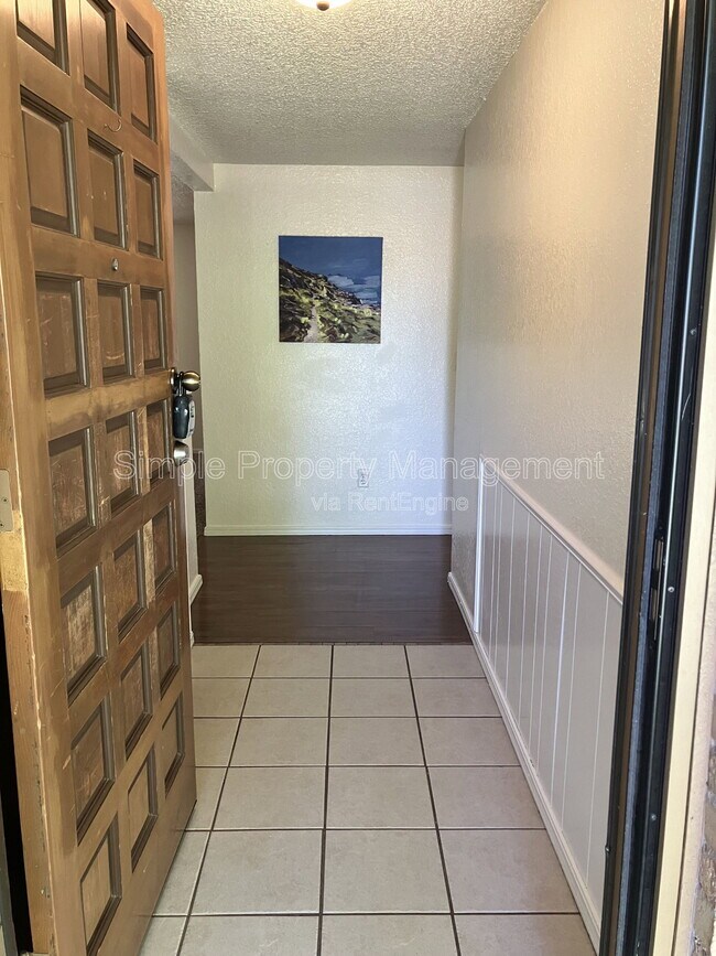 Building Photo - 1412 Del Norte Dr