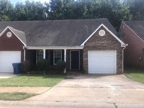 Building Photo - 6035 Creekerton Blvd