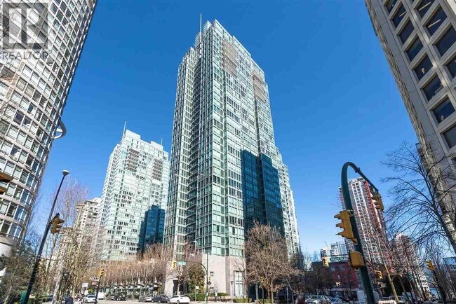 Photo du bâtiment - 1200 W Georgia St