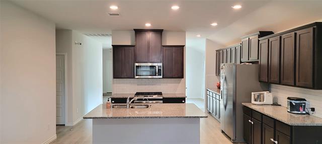 Building Photo - 6421 Farndon Dr