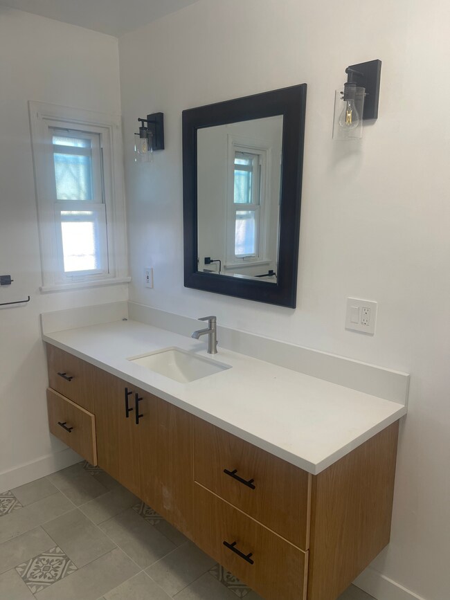 Foto del edificio - 2901 W 85th St