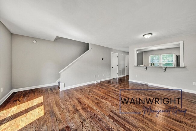 Building Photo - 7213 Peppervine Ct