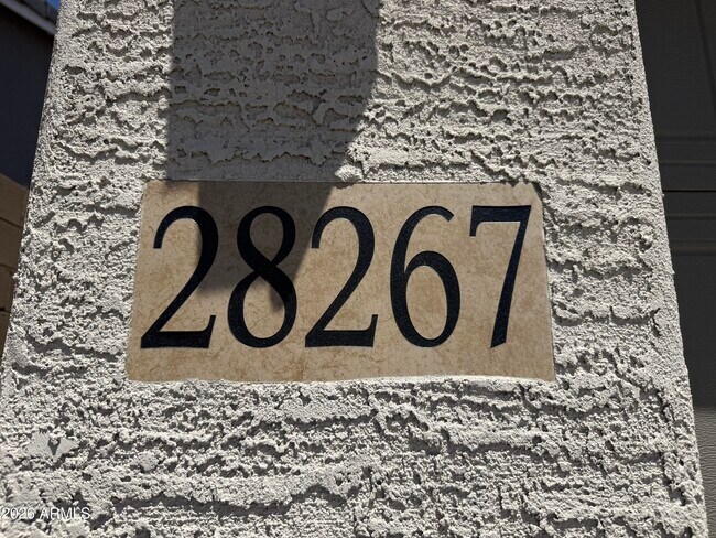 Foto del edificio - 28267 N 134th Ln