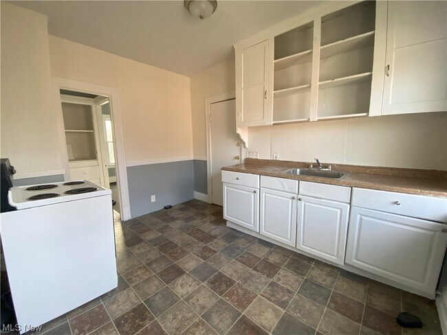 Foto del edificio - 3680 E 144th St