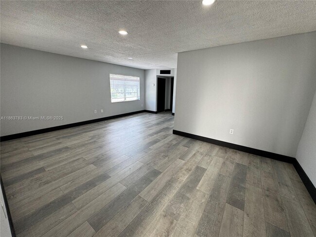 Building Photo - 3300 S Dixie Hwy