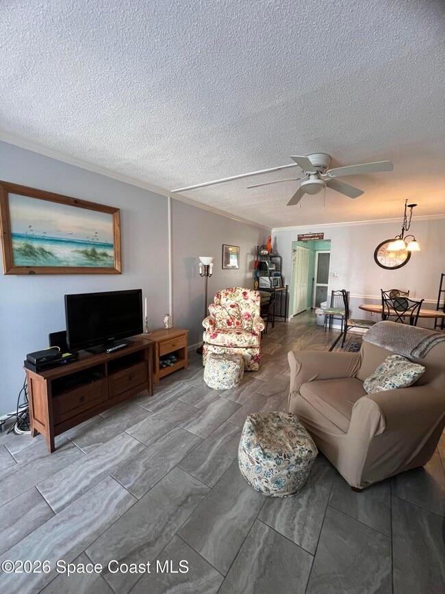 Building Photo - 190 E Olmstead Dr