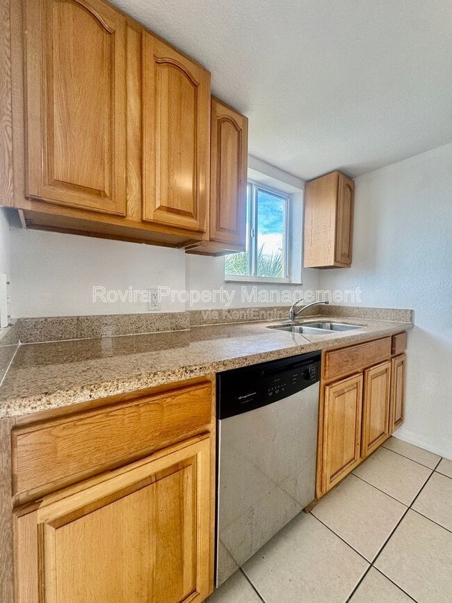 Foto del edificio - 498 SW 6th St