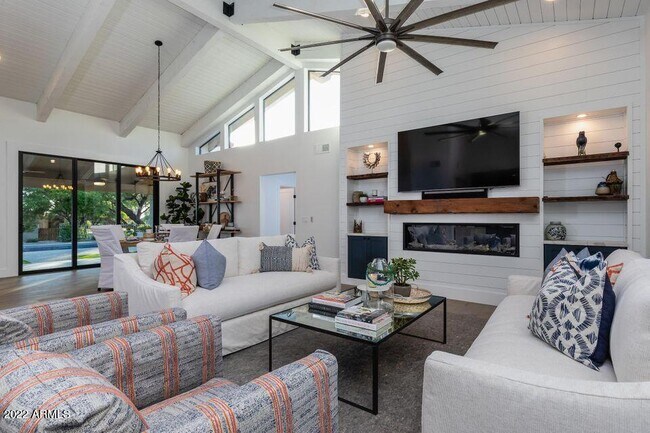 Foto del edificio - 22012 N 84th Pl