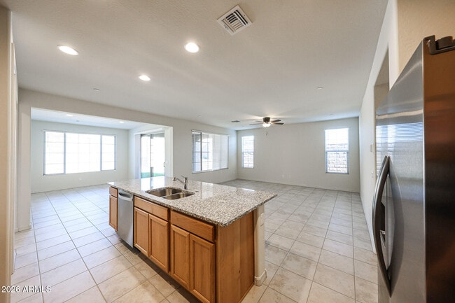 Foto del edificio - 13438 W Copper Leaf Ln