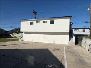 Building Photo - 521 W 78th St