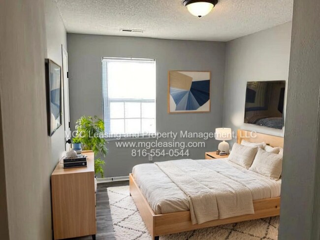 Foto del edificio - Spacious Comfort Meets Small-Town Charm in...