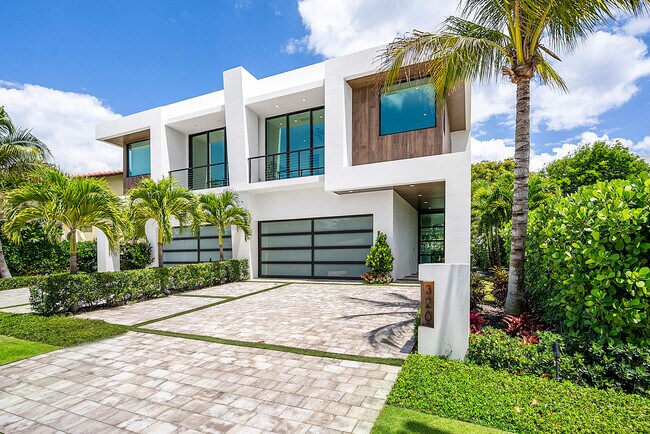 Foto del edificio - 320 NE Wavecrest Way