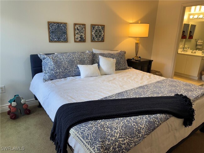 Building Photo - 8930 Colonnades Ct E