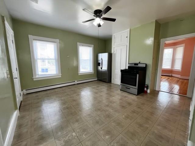 Foto del edificio - 362 Lonsdale Ave