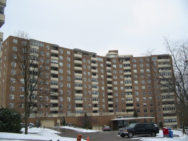 Building Photo - Grosvenor Estates