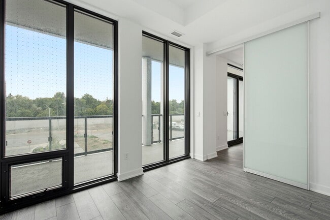 Building Photo - The Residences at Central Park