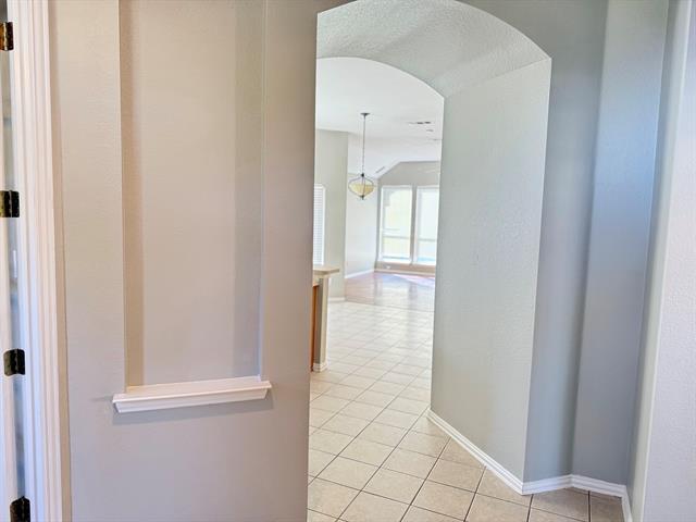 Building Photo - 1329 Bent Tree Dr