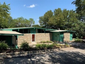 Building Photo - 803 Azie Morton Rd