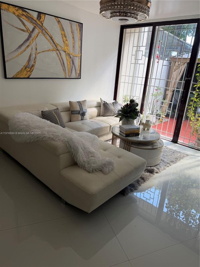 Foto del edificio - 13198 SW 10th Terrace