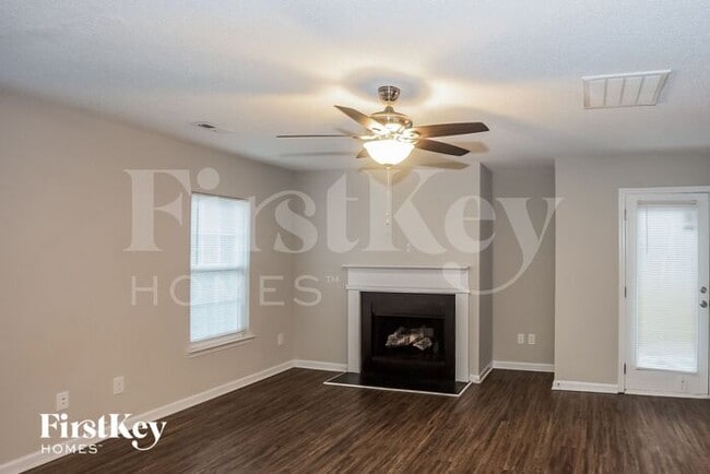 Building Photo - 1411 Besor Pl NW