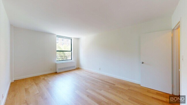 Foto del edificio - 247 W 87th St