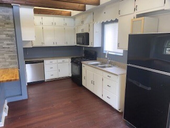 Foto del edificio - Updated 2 bedroom 2 bath house in Lockport