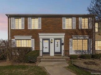 Building Photo - 4822 Mansfield Ave