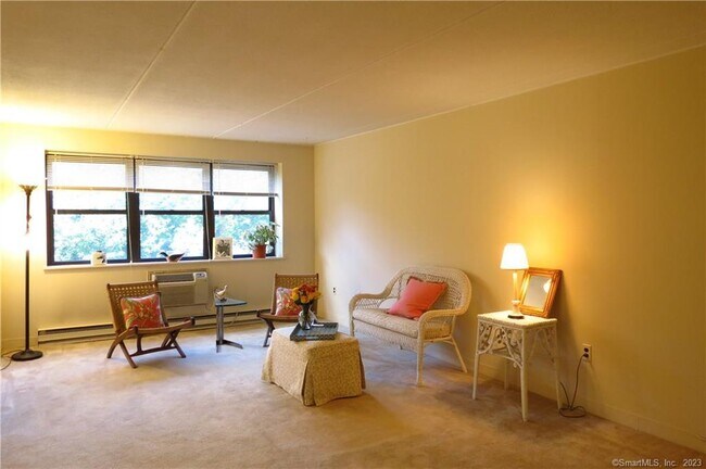 Foto del edificio - 9 Park Street Unit 204
