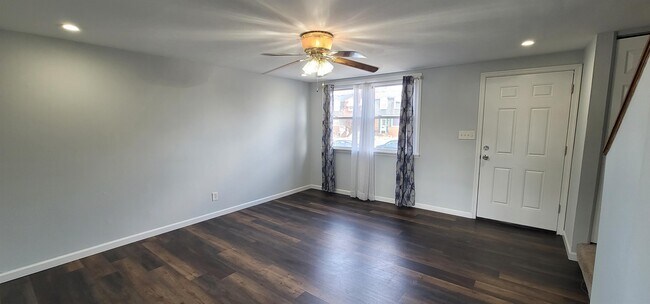 Building Photo - 8033 Stratman Rd