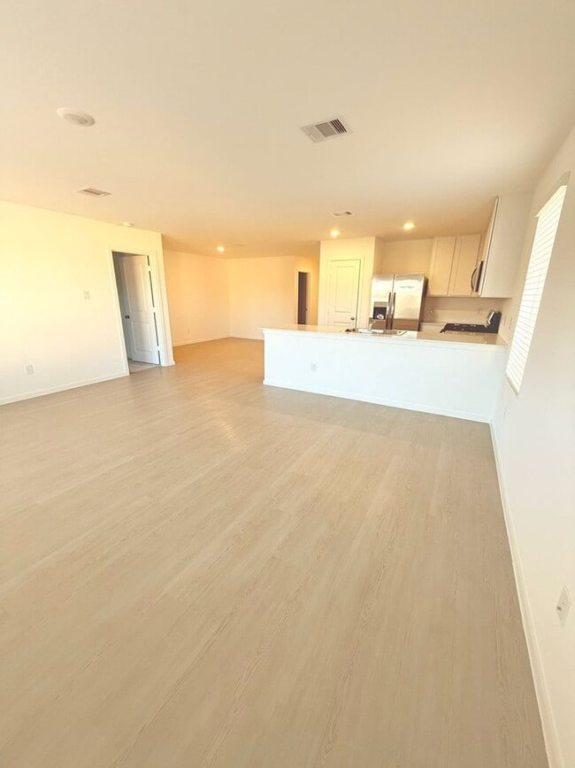 Building Photo - Spacious 4BR House in New Caney