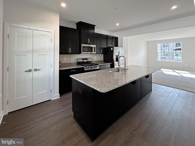 Foto del edificio - 338 Paca Gardens Ln