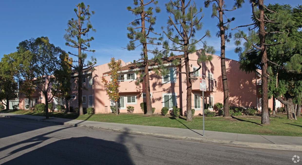 Primary Photo - 12301 Alondra Blvd