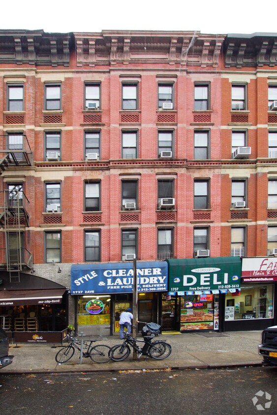 Foto del edificio - 1737 2nd Ave