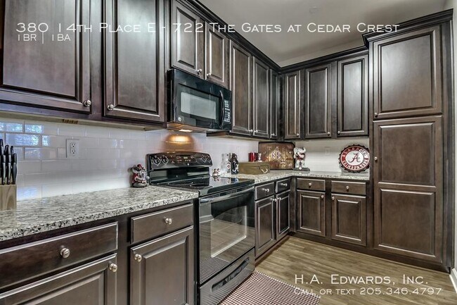 Foto del edificio - 380 14th Pl E