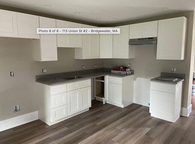 Building Photo - 113 Union St