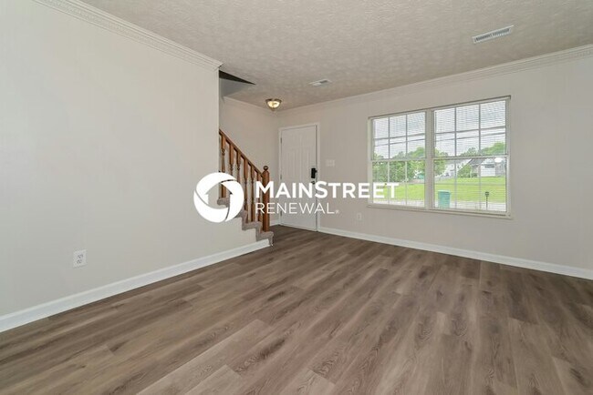 Building Photo - 3 Bedroom Pet-Friendly Home in POWELL, TN with Main Street Renewal
