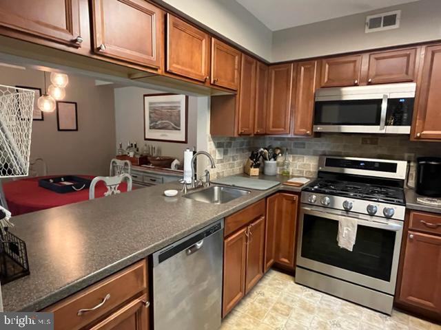 Building Photo - 1707A Denham Ct