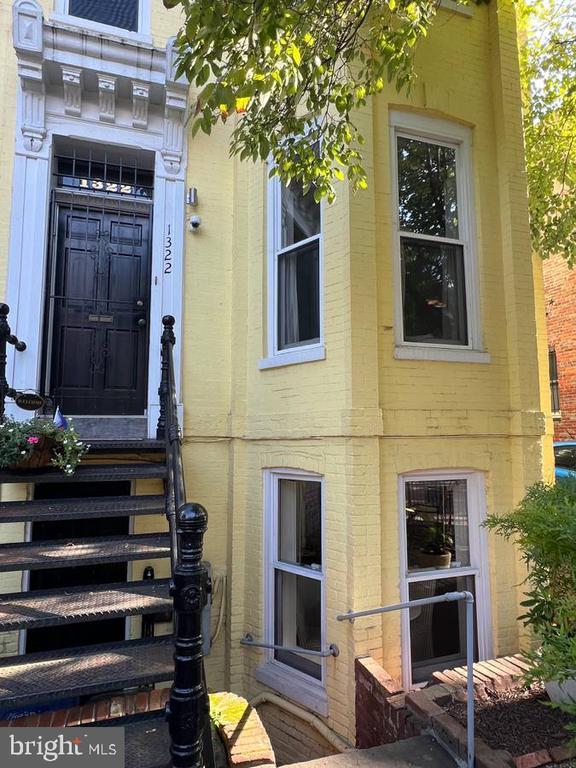 Foto principal - 1322 T St NW