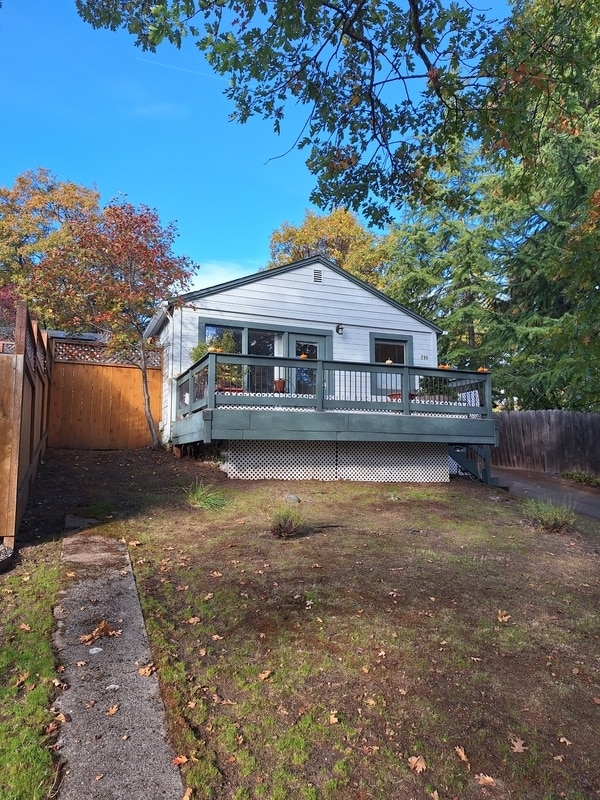 Building Photo - 299 Gresham St