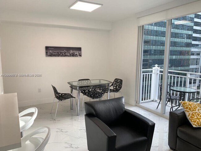 Foto del edificio - 185 SE 14th Terrace