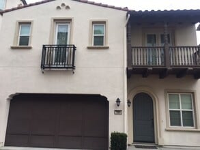 Building Photo - 7089 Hyacinthus Ln